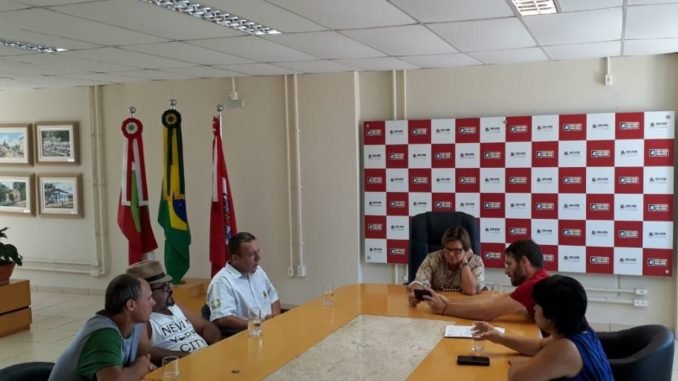reuniao com adeliana 21 01 2019 - indicacoes e terreno uso publico 1